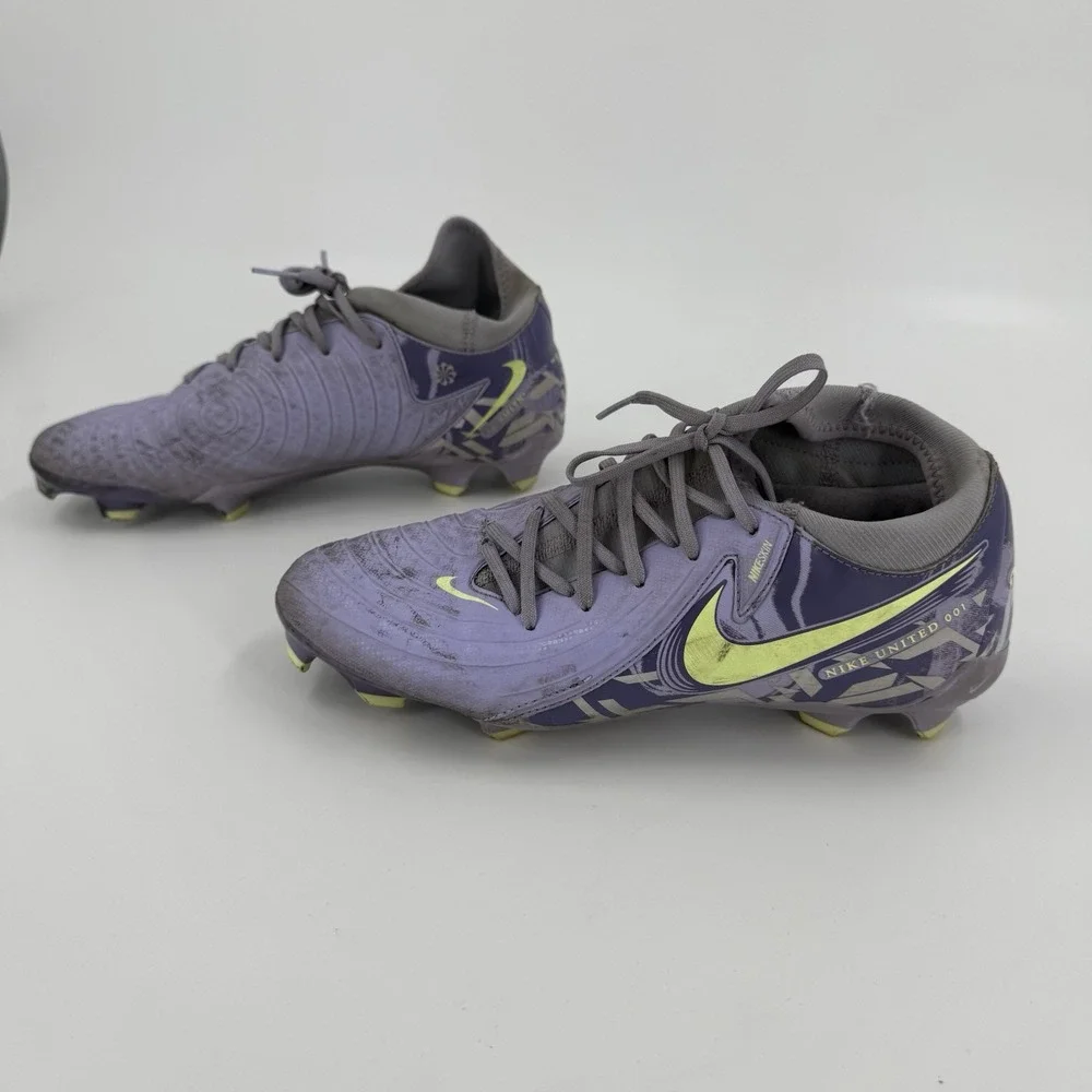 Nike Phantom GT2 Academy FG MG Soccer Cleats Purple Volt Womens US 7